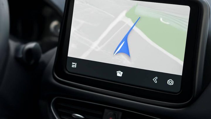 Android Auto’da Google Haritalar oku araç ekranından değişiyor