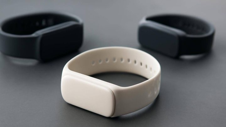 Apple, Whoop tarzı ekransız sağlık takip cihazı geliştiriyor