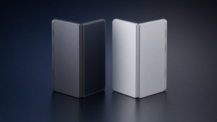 iPhone Duo vs Fold 8: Samsung 53 gram daha hafif