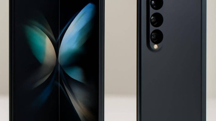 Samsung, iPhone Duo’ya karşı üç katlı telefonu hızlandırıyor