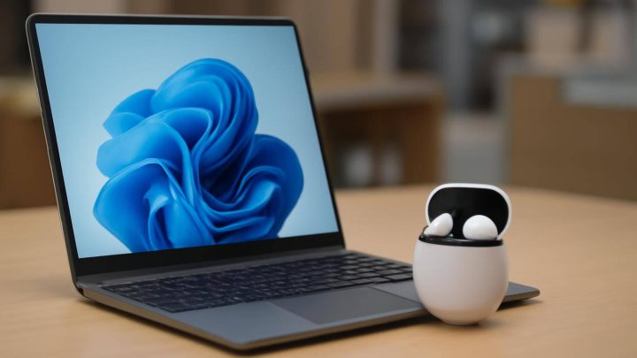 Googlebook ön siparişine Pixel Buds 2A hediyesi geliyor