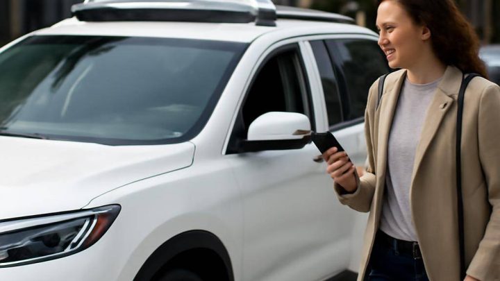 Lyft, Nashville’de sürücüsüz robotaksi hizmetine başladı