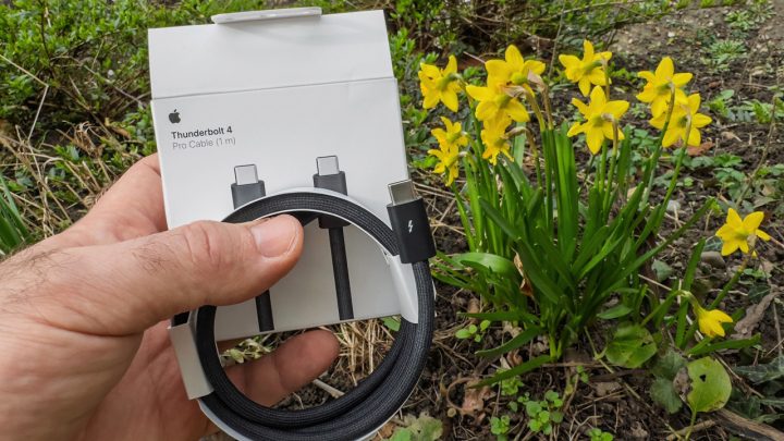 Thunderbolt 5 ile Thunderbolt 4 farkları neler?
