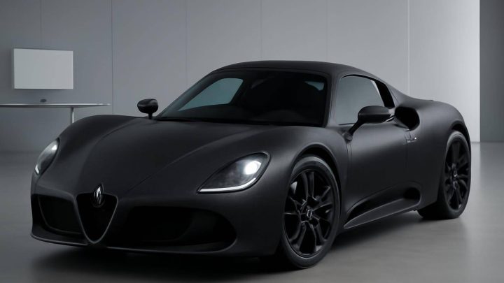 Alfa Romeo 33 Stradale Perla Nera Tanıtıldı