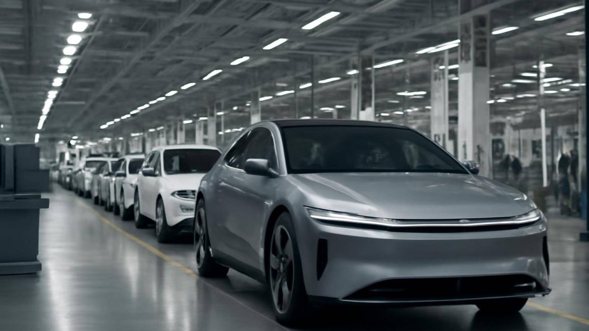 Lucid’in EV üretimi iki yılın en düşük seviyesine geriledi